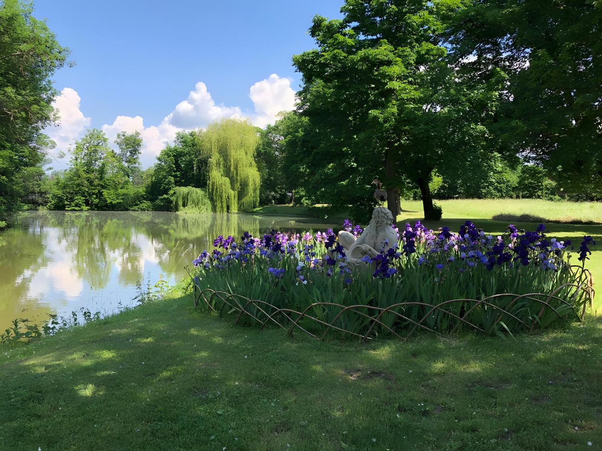 Apartmenthaus Schlosspark Worms Bagian luar foto